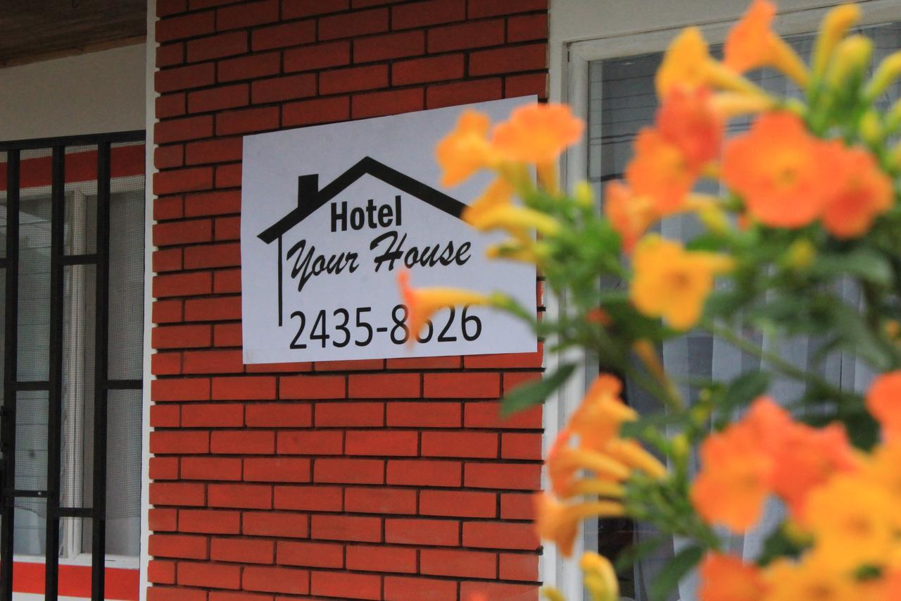 Hotel Your House 알라후엘라 외부 사진