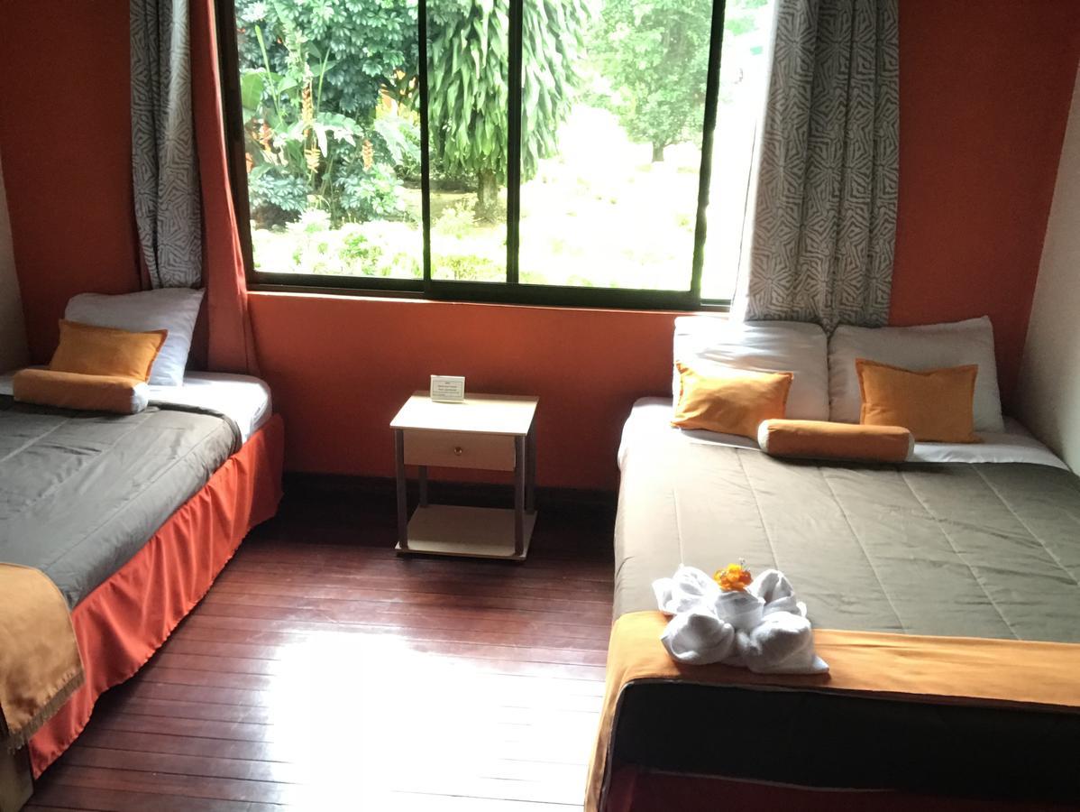 Hotel Your House 알라후엘라 외부 사진